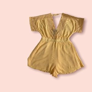 Jumpsuit shirts size small